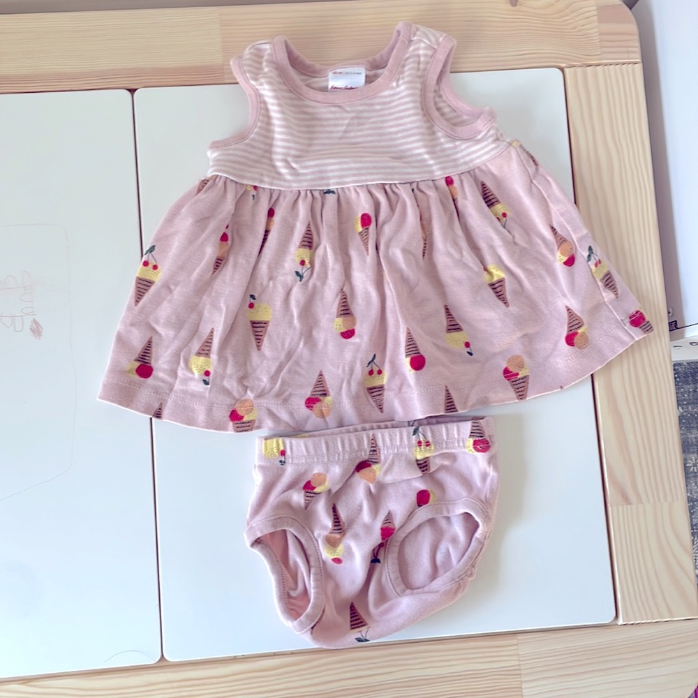Hanna Anderson top and bloomer set